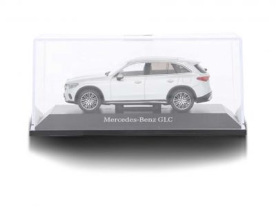 Miniature GLC AVANTGARDE , AMG Line, Argent , Mercedes-Benz