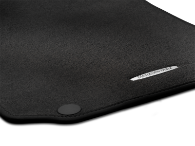 Tapis en velours NOIR CLASSIC - Classe E 207 / Classe C 204